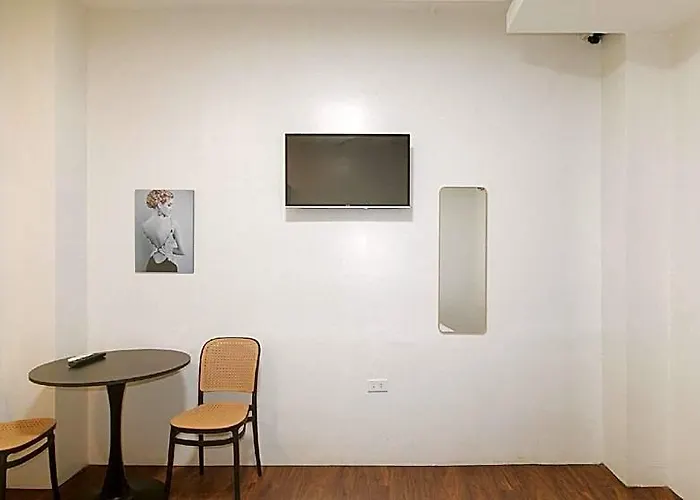 Hotel Gren Place Near Baclaran Airport Road By Reddoorz *