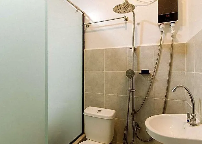 Gren Place Near Baclaran Airport Road By Reddoorz * Manila