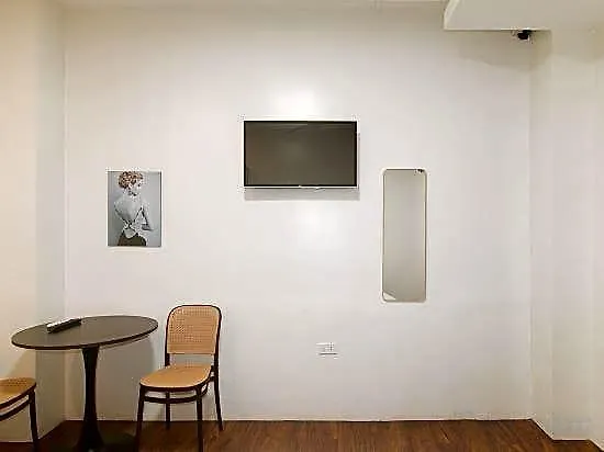 Gren Place Near Baclaran Airport Road By Reddoorz Hotel *